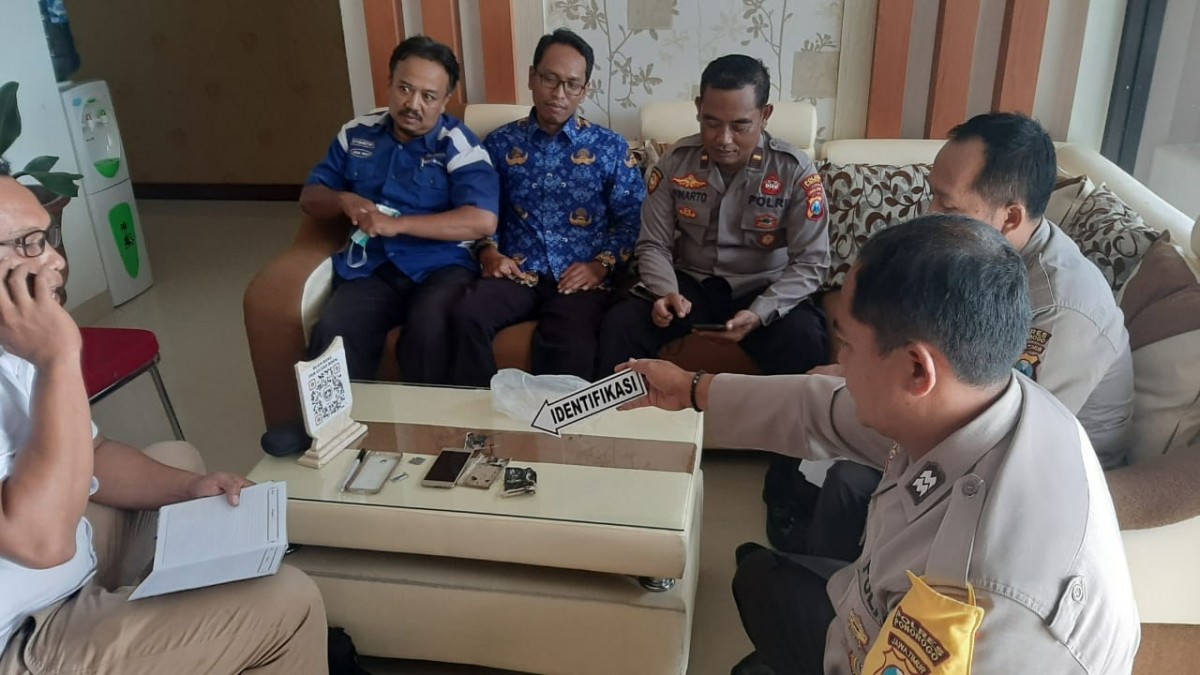Handphone Siswi SMKN Ponorogo Meledak, Berikut Kronologinya