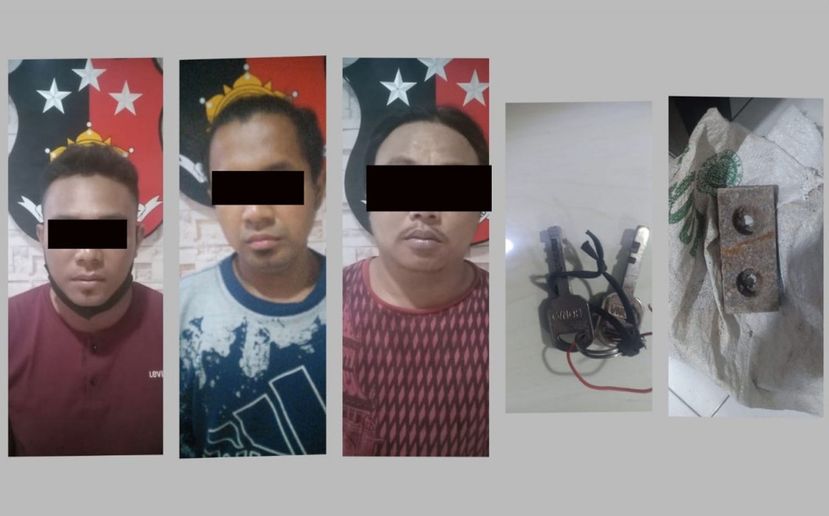 Ketiga tersangka pencuri timah saat diamankan bersama barang bukti (Foto: Polsek Krembangan for jatimnow.com)