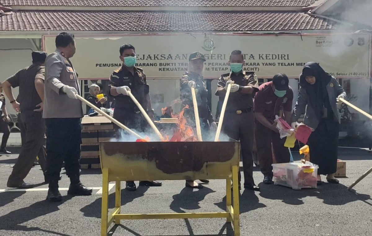 Sabu Senilai Rp3 Miliar Hasil Sitaan Kejari Kota Kediri Dimusnahkan
