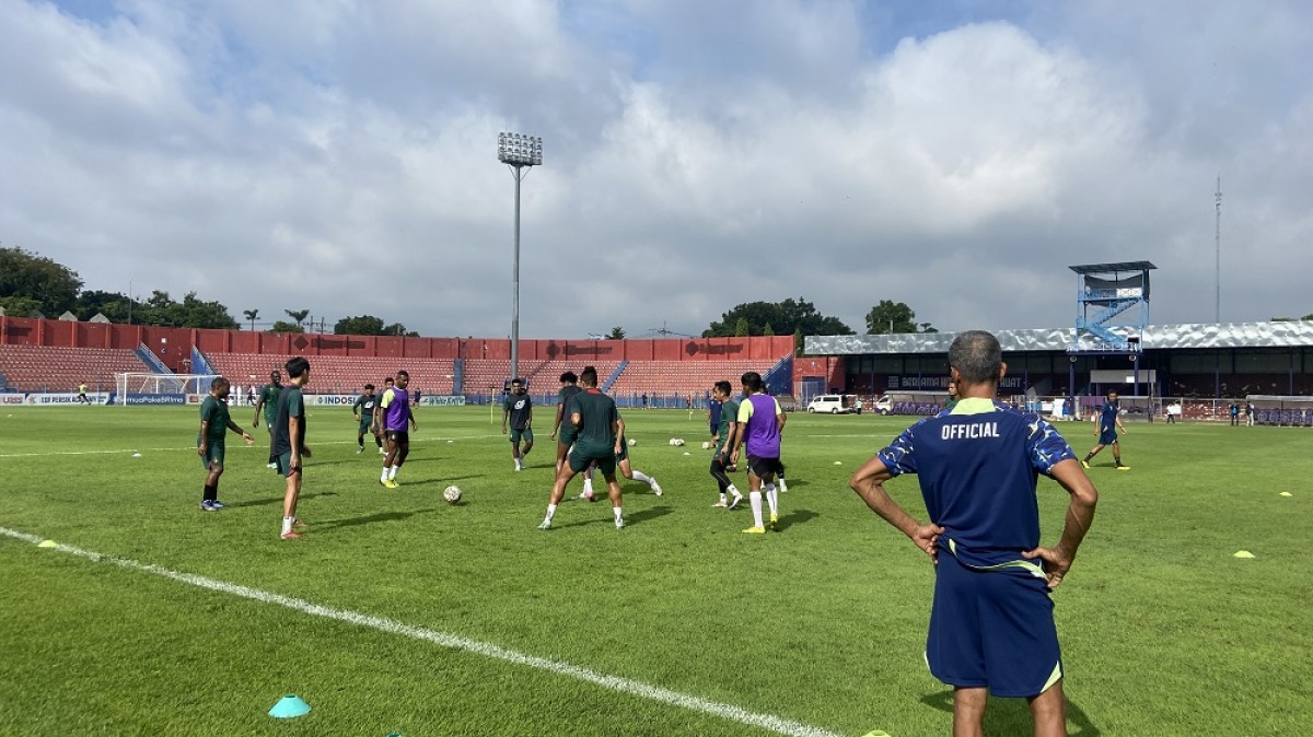 Latihan terakhir Persik Kediri di Stadion Brawijaya. (Foto: Yanuar Dedy/jatimnow.com)