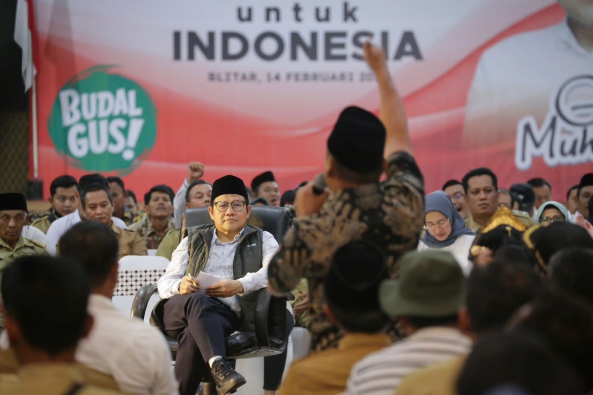 Ratusan Kader audiensi dengan Gus Muhaimin dalam forum bertajuk Mandat Desa untuk Indonesia "Budal Gus" di Kampung Cokelat, Kabupaten Blitar, yang dipimpin Sujiwo Tejo (Foto: Fauzan for jatimnow.com)