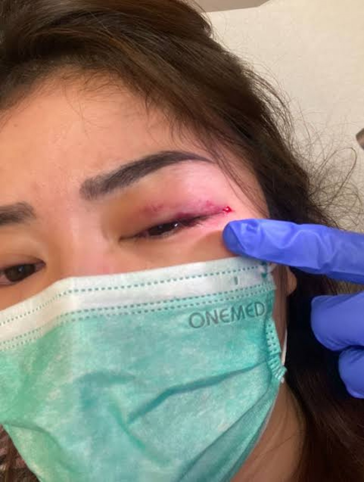 Keponakan Hotman Paris Hutapea yang menjadi korban KDRT. (Foto: Grup WhatsApp)