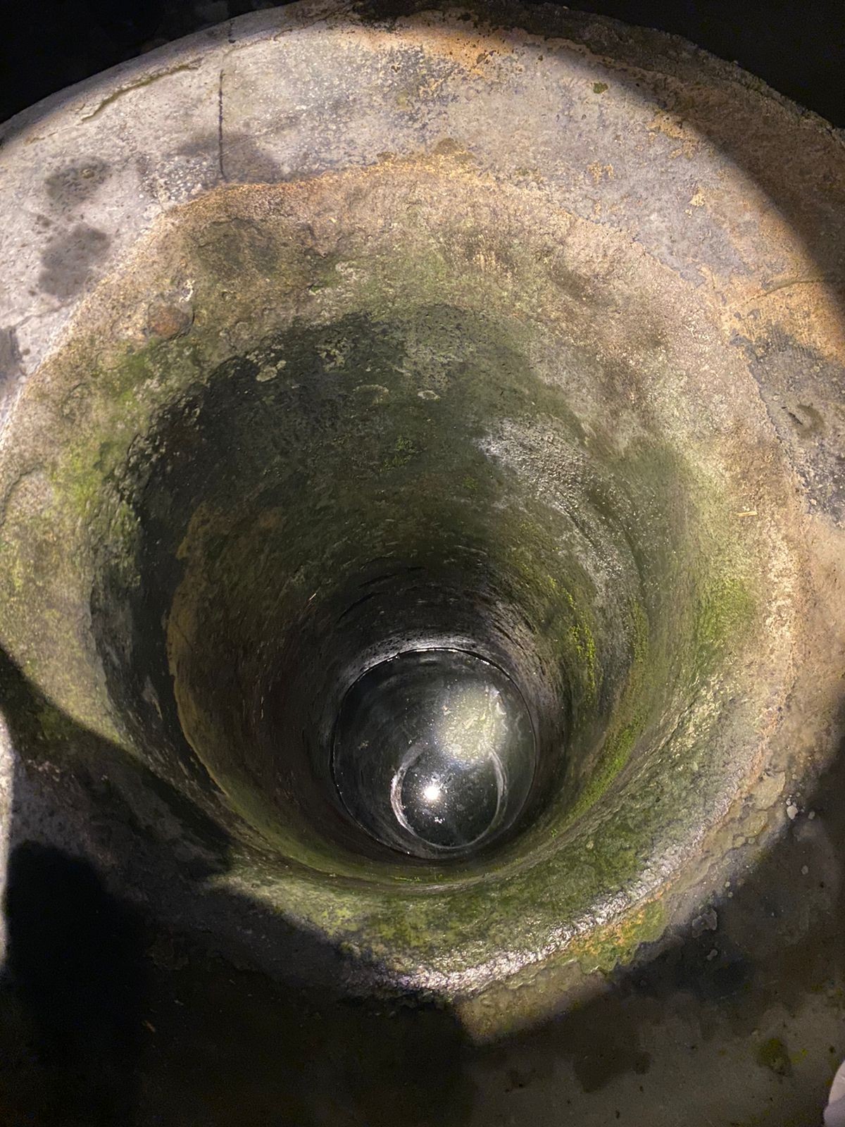 Sumur lokasi korban tercebur. (Foto: Humas Polres Lamongan for jatimnow.com)