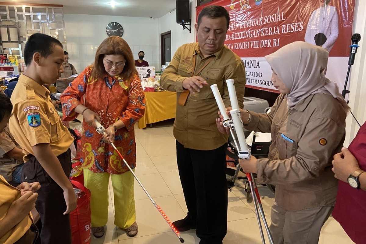 Full Senyum! Ratusan PPKS di Ponorogo Terima Bantuan Kemensos