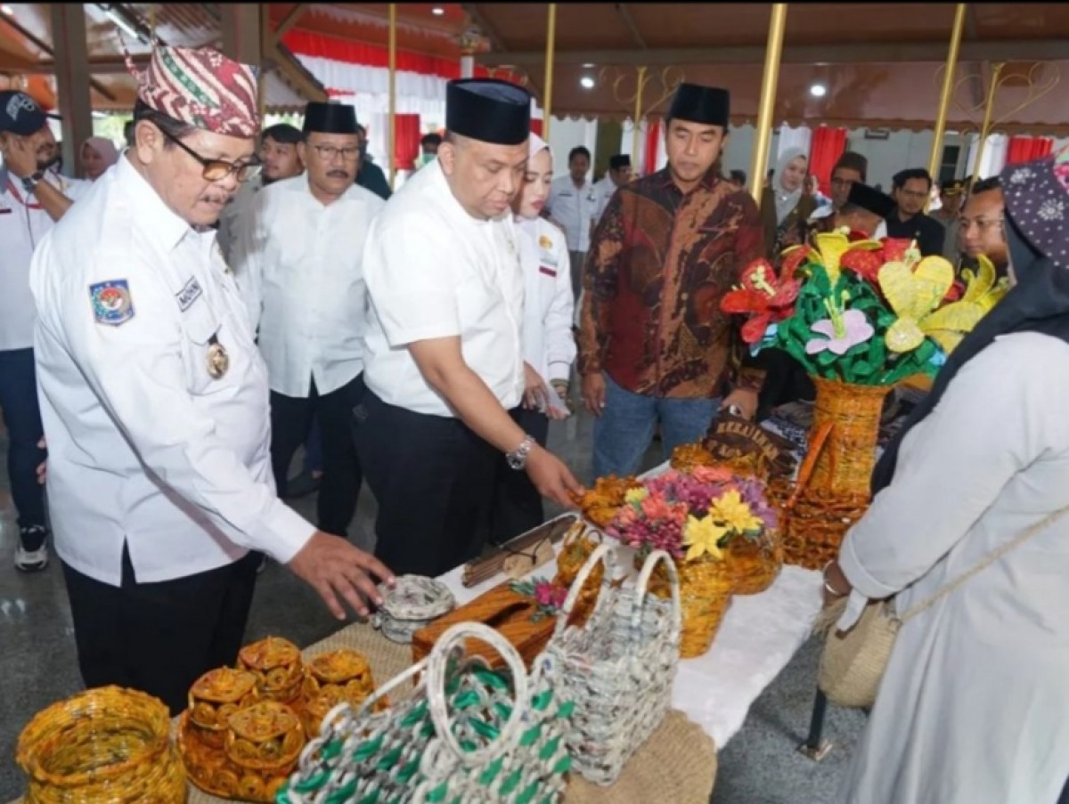 Wakil Kementerian Ketenagakerjaan Indonesia Ir. Afriyansah Noor saat mengunjungi Bangkalan (Foto: Pemkab Bangkalan)