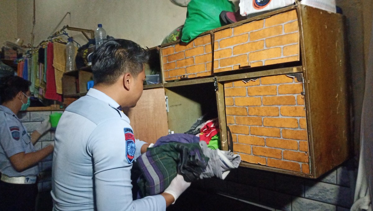 Proses sidak Lapas Kelas IIA Sidoarjo. (Foto: Zainul Fajar/jatimnow.com)