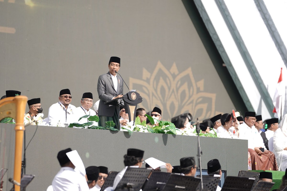 Presiden Joko Widodo saat memberikan sambutan dalam resepsi puncak 1 Abad NU di GOR Delta Sidoarjo (Foto: NU Online/Saiful Amar)