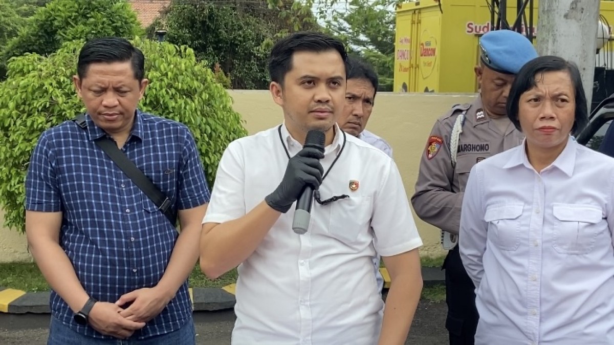 Ajak Nonton Film Horor,  Pelatih Basket di Kediri Setubuhi Muridnya