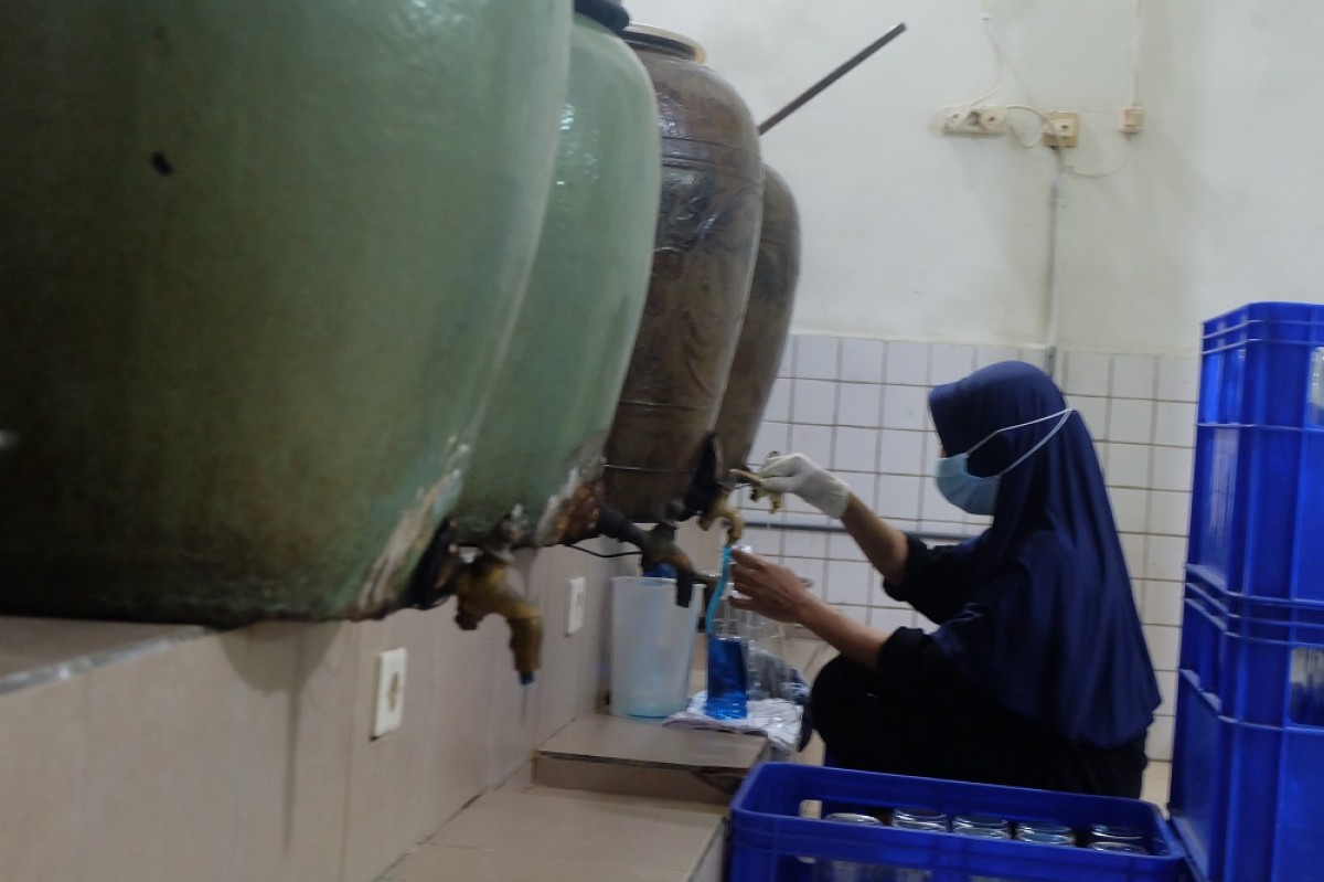 Melihat Pembuatan Siropen Telasih, Cita Rasa 1 Abad Tak Berubah