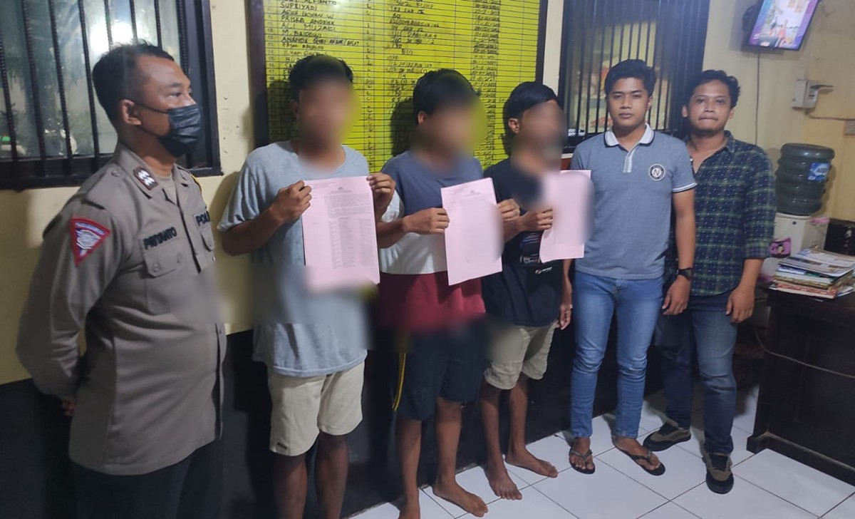 Tiga dari empat pendekar silat yang terlibat pengeroyokan (Foto: Dok. Polres Tulungagung)