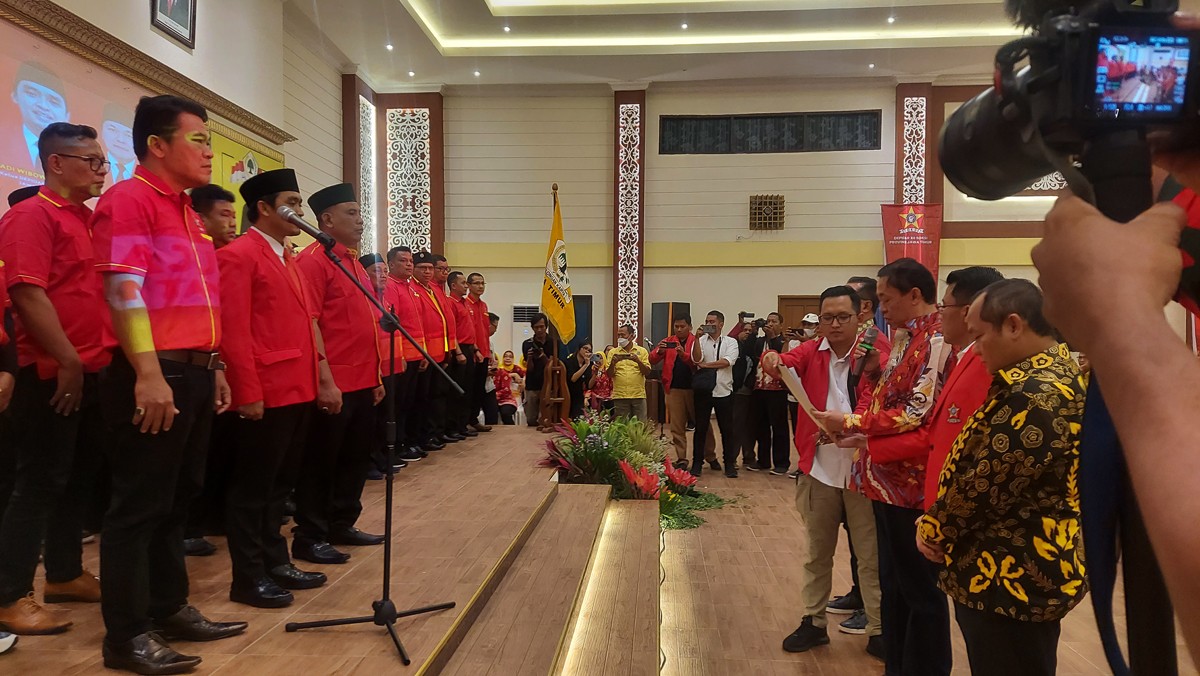 Pelantikan Soksi Jatim yang dijadikan sebagai mesin politik Partai Golkar. (foto: Ni'am Kurniawan/jatimnow.com)