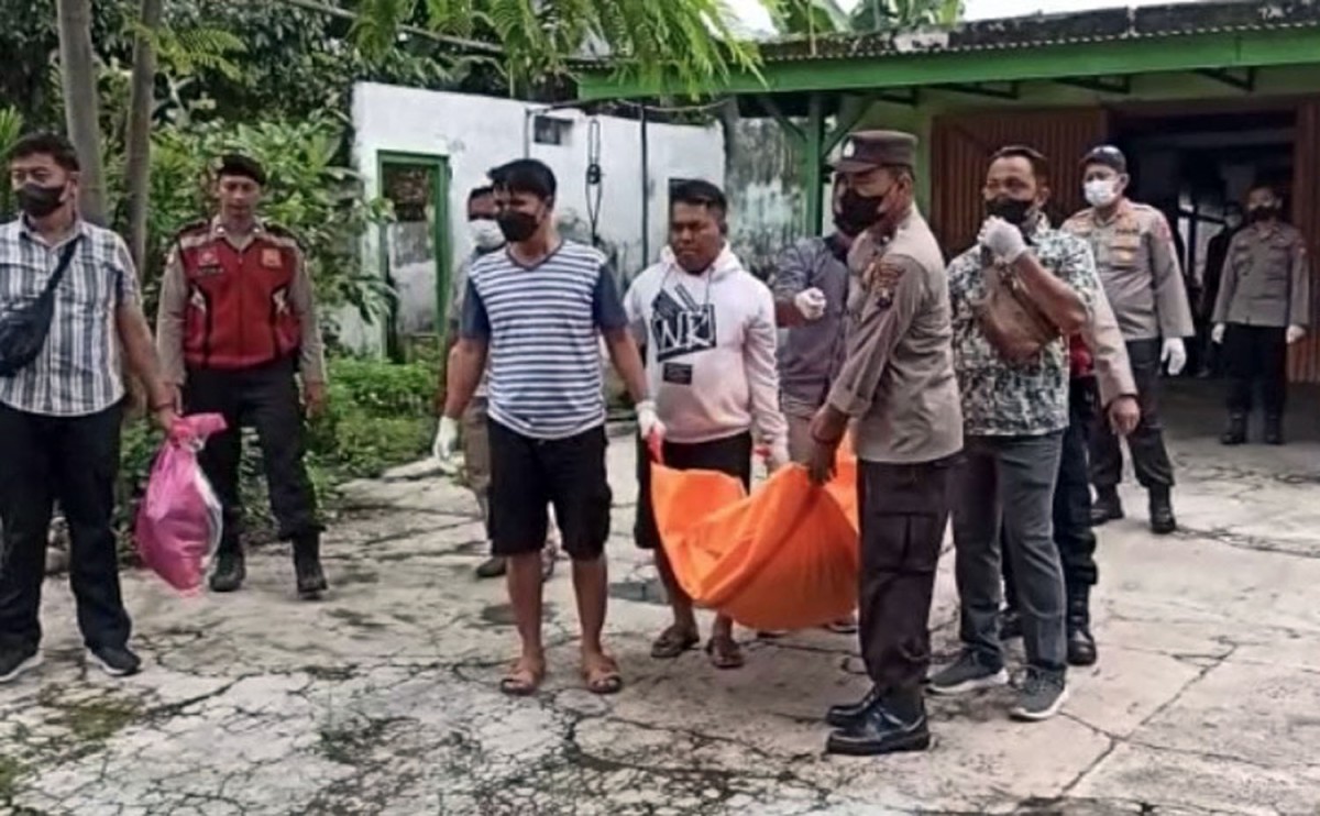 Wanita di Ponorogo tewas diduga korban pembunuhan (Foto: Ahmad Fauzani/jatimnow.com)