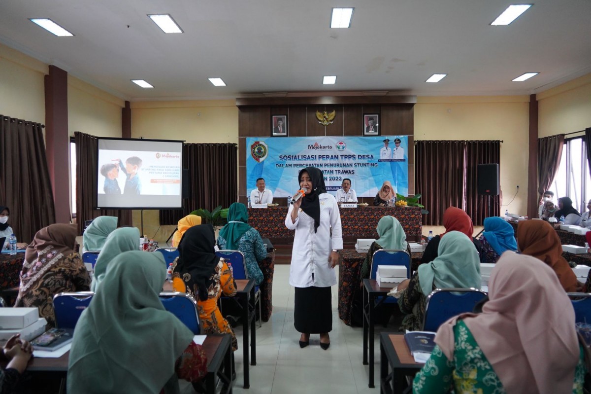 Bupati Mojokerto Ikfina Fahmawati saat berpesan kepada Tim Percepatan Penurunan Stunting. (Foto: Diskominfo Kabupaten Mojokerto for jatimnow.com)