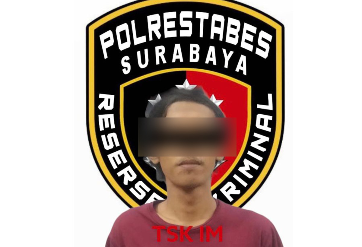 Pejudi online yang ditangkap (Foto: Satreskrim Polrestabes Surabaya)