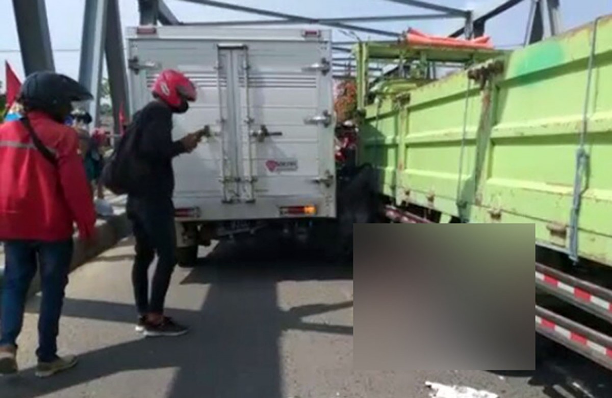 Kondisi korban saat sebelum dievakuasi ke rumah sakit (Foto: Misbahul Munir/jatimnow.com)