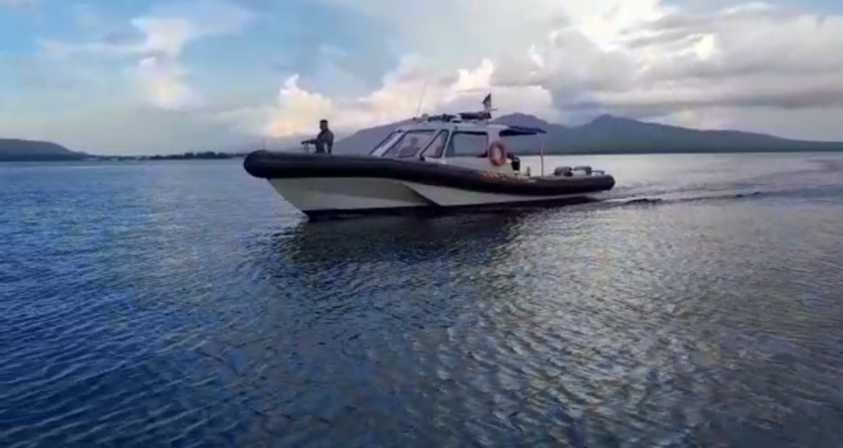 Tim sedang melakukan pencarian. (Foto: Pos Basarnas Banyuwangi for jatimnow.com)