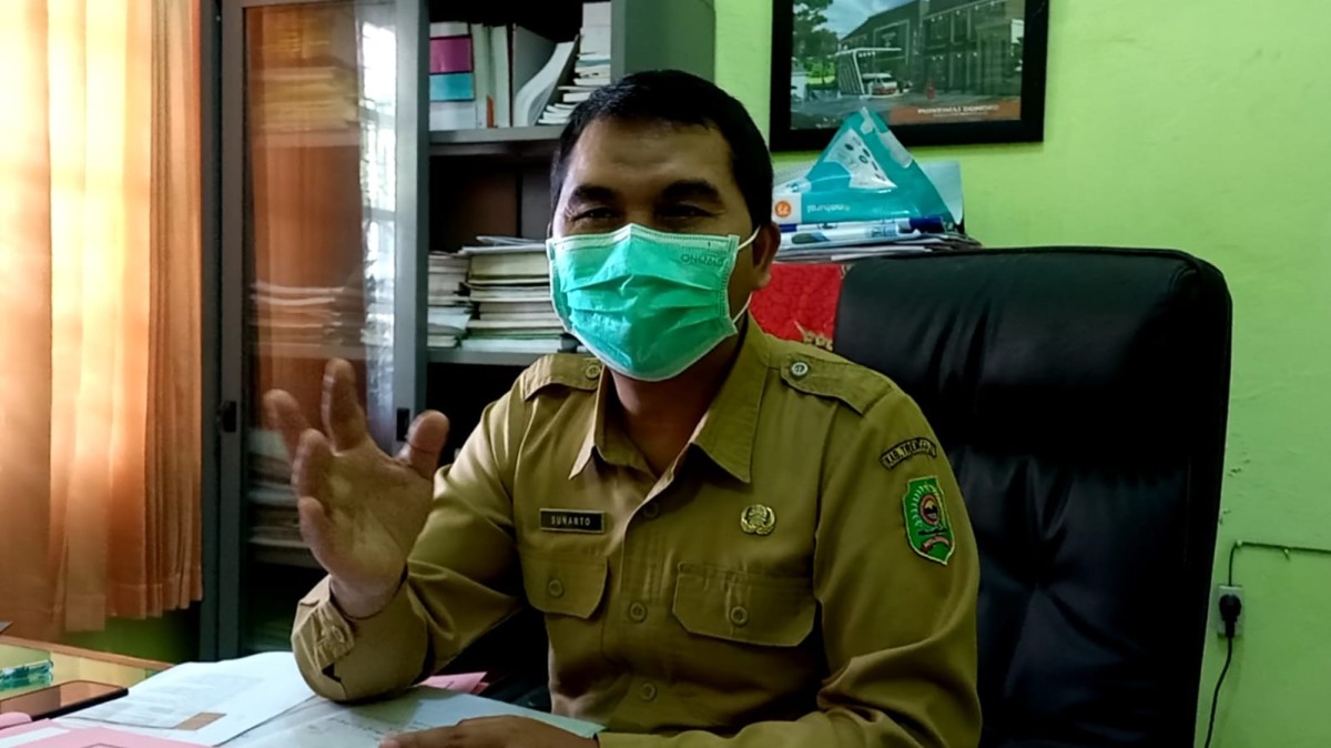 Plt Kepala DinkesP2KB Trenggalek, Sunarto. (Foto: Bramanta Pamungkas/jatimnow.com)