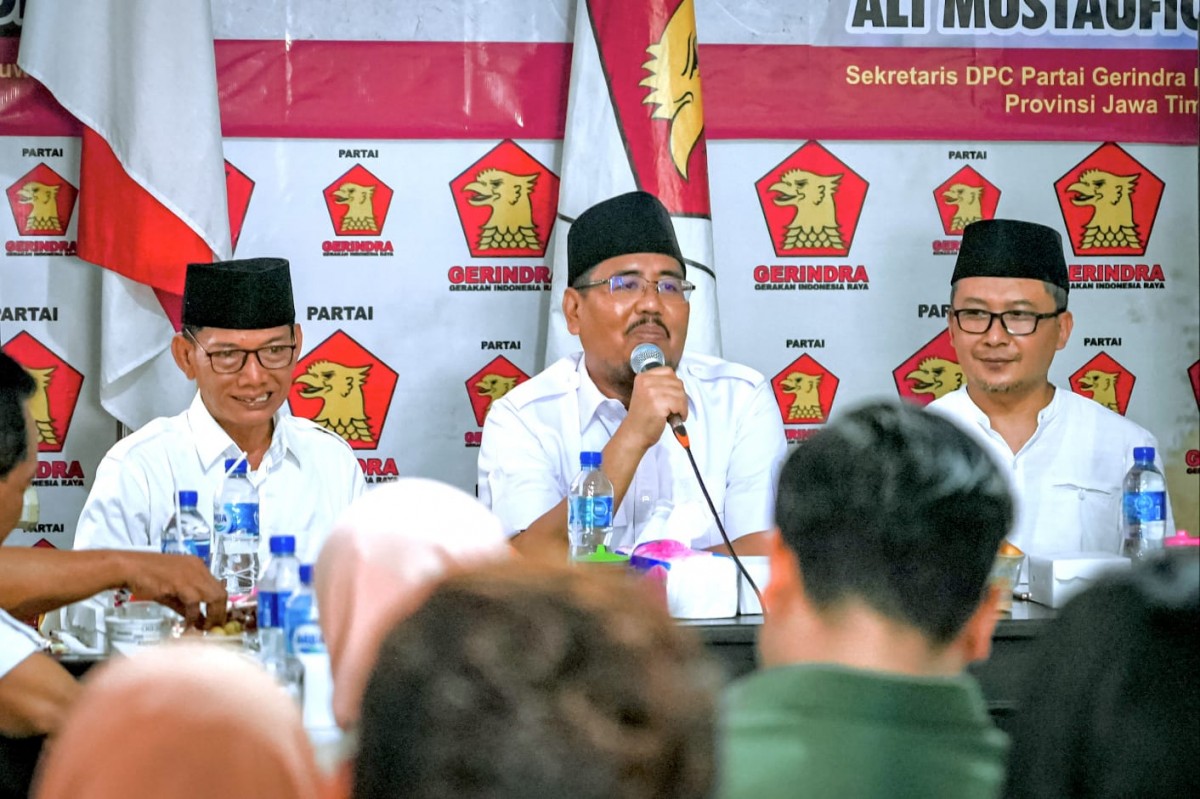 Kunjungan Anwar Sadad di DPC Gerindra Banyuwangi (foto: Fadholi SIregar for jatimnow.com)