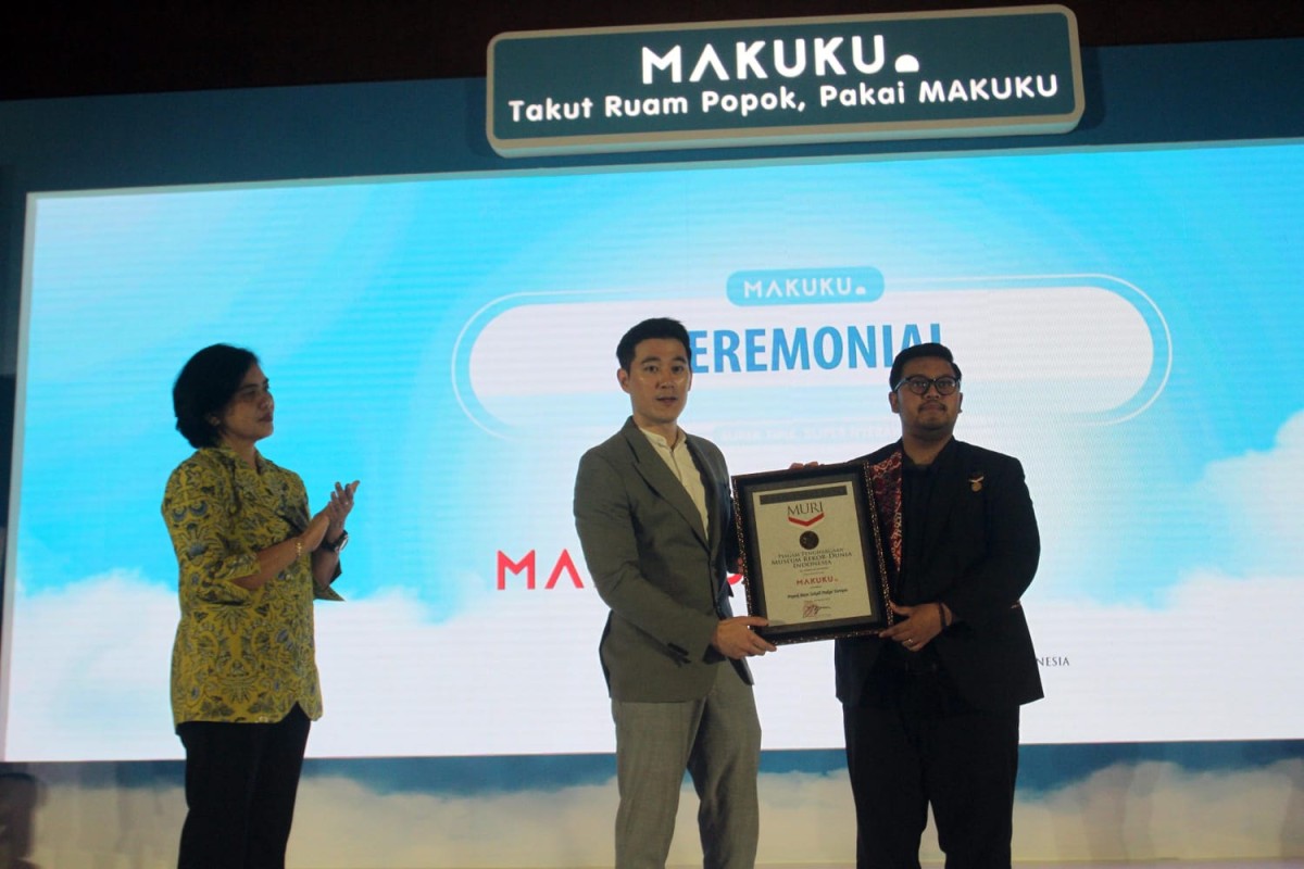 Makuku saat meraih rekor muri. (foto: Makuku for jatimnow.com).