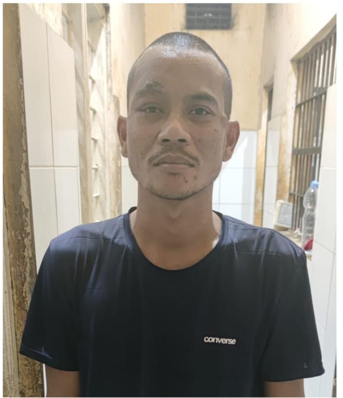 Mupit saat diamankan di Polsek Asemrowo. (foto: Polsek Asemrowo for jatimnow.com).