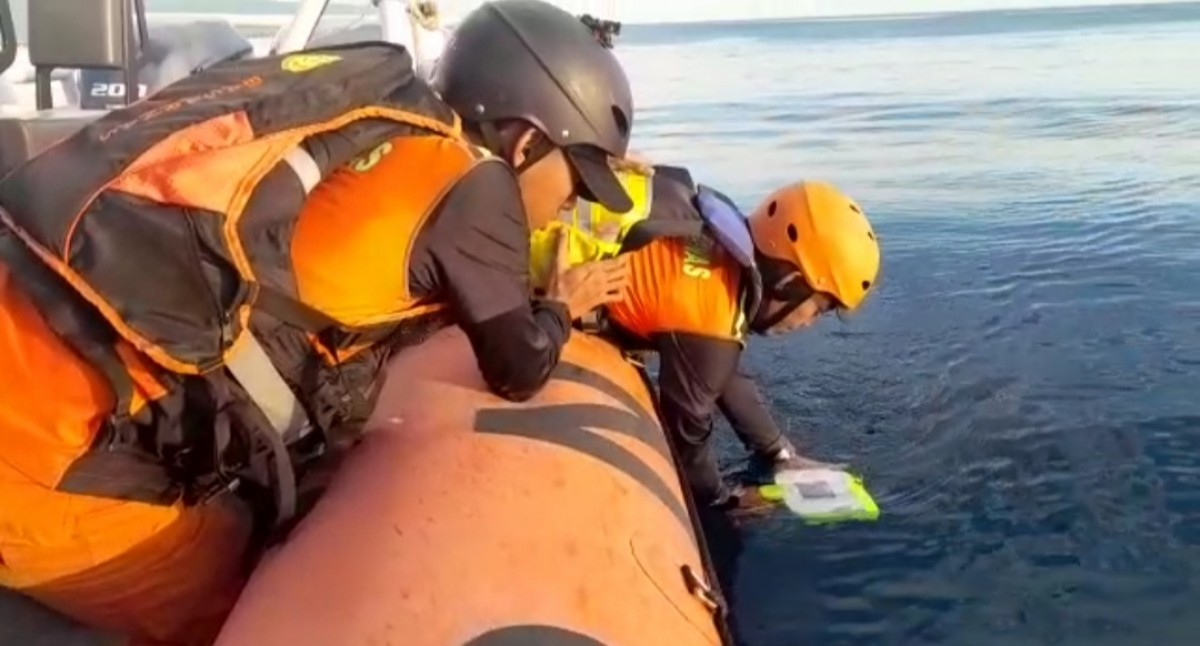 Penumpang Kapal asal Trenggalek Menceburkan Diri ke Perairan Selat Bali