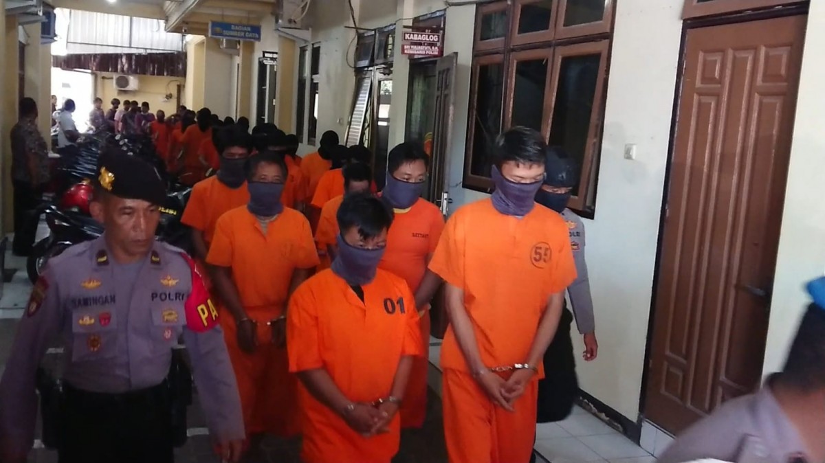 Puluhan tersangka kasus kriminal, beberapa di antaranya adalah pesilat diamankan Satreskrim Polres Tulungagung (Foto-foto: Bramanta Pamungkas/jatimnow.com)