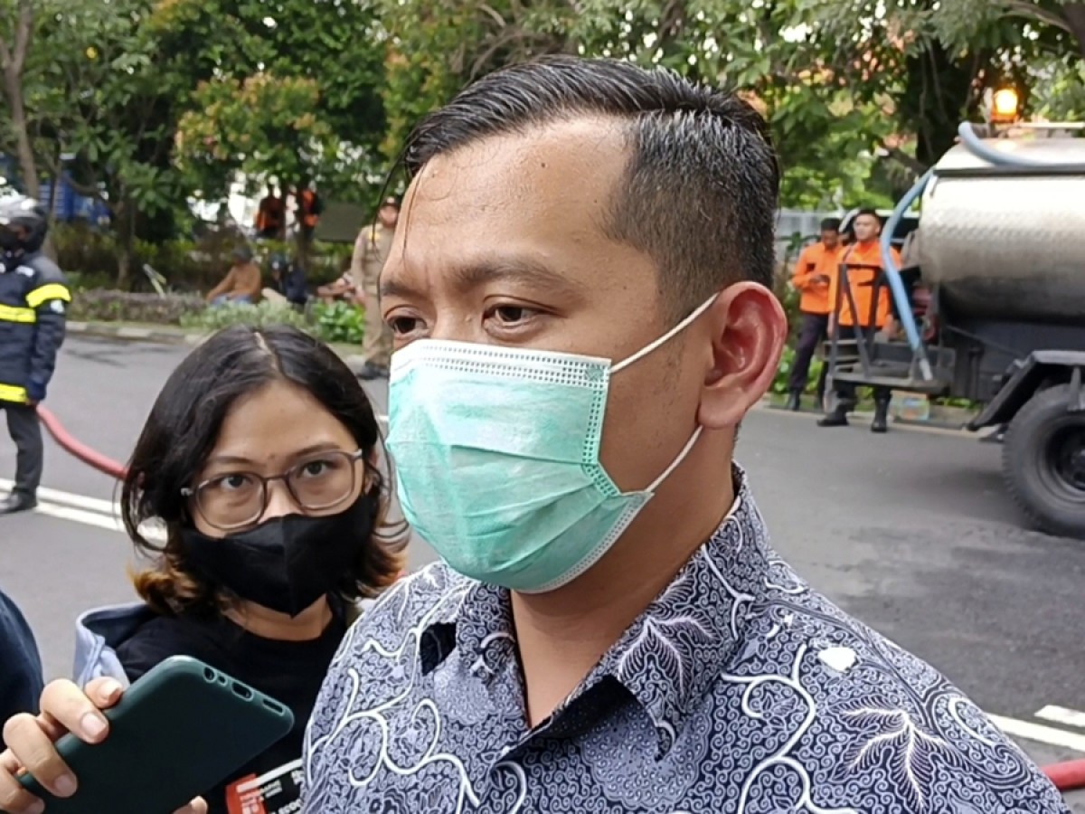 Ricuh Pelantikan PJ Rektot Unisla hingga Catatan Kerugian Negara
