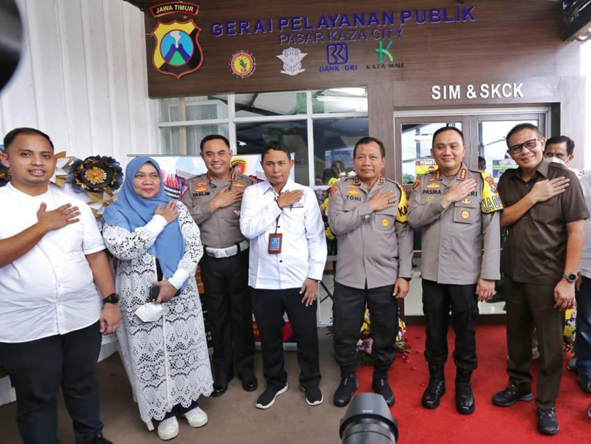 Surabaya Kini Punya Gerai SIM dan SKCK Satu-satunya di Pasar Tradisional