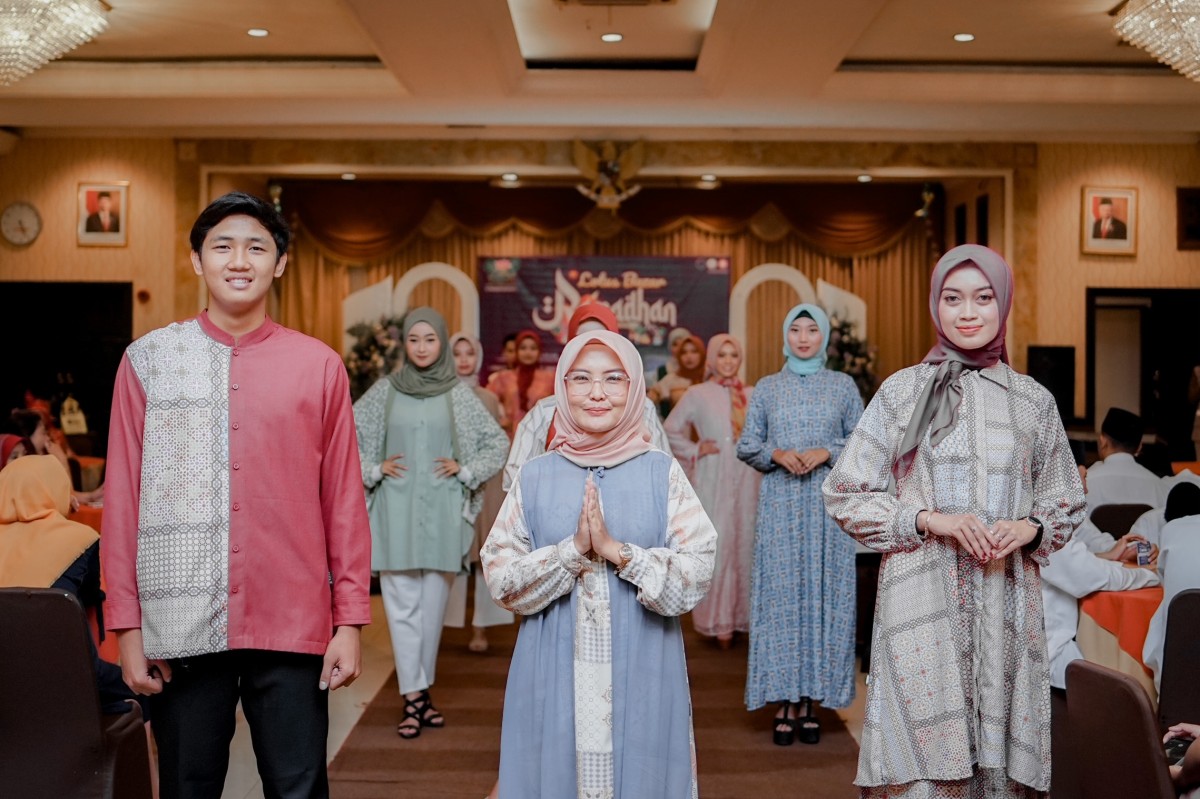 Koleksi Sarimbit Lebaran Bermotif Sejarah Islam yang Memikat Hati