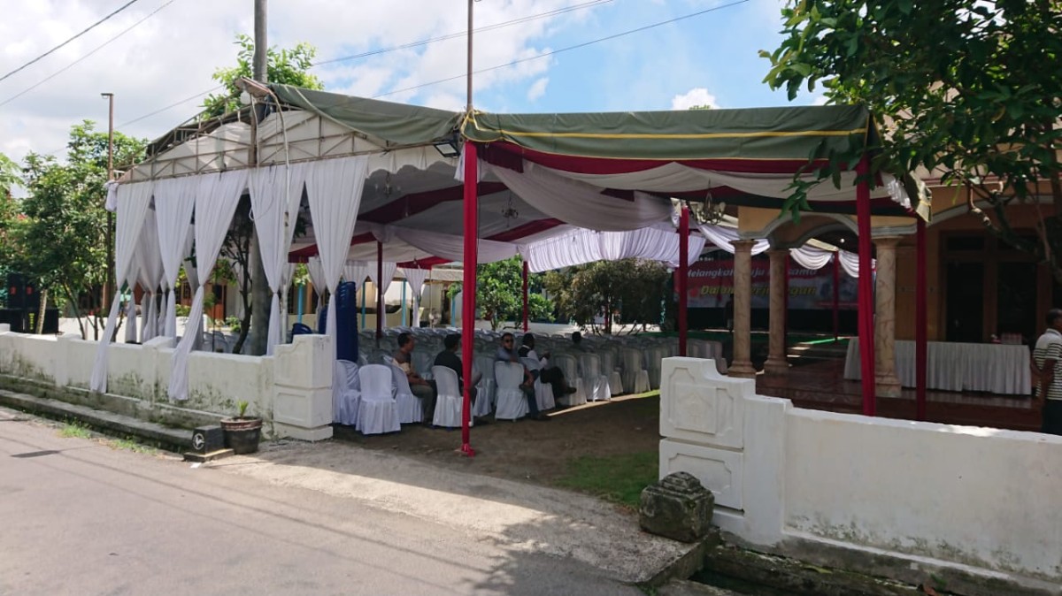 Suasana di rumah Anas Urbaningrum di Blitar. (Foto: Bramanta Pamungkas/jatimnow.com)