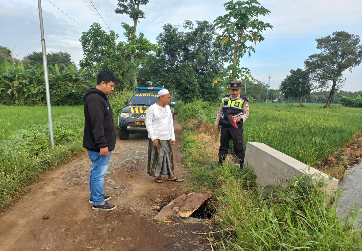 Lokasi dua pemuda dibacok begal (Foto: Polsek Kejayan)
