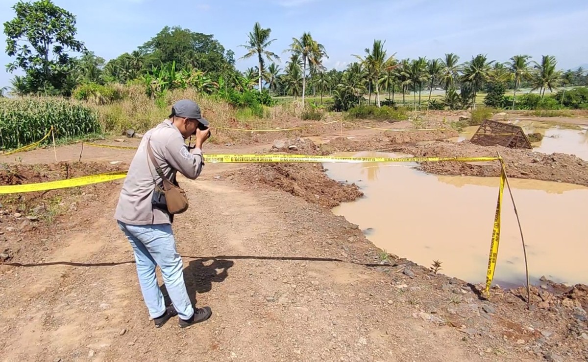 Kolam bekas tambang galian C, lokasi tewasnya 3 bocah di Banyuwangi (Foto: Eko Purwanto/jatimnow.com)