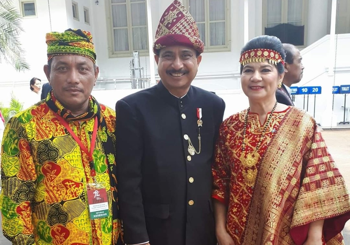H Indra Gunawan (kiri) semasa hidup (Foto: Facebook Indra Gunawan)