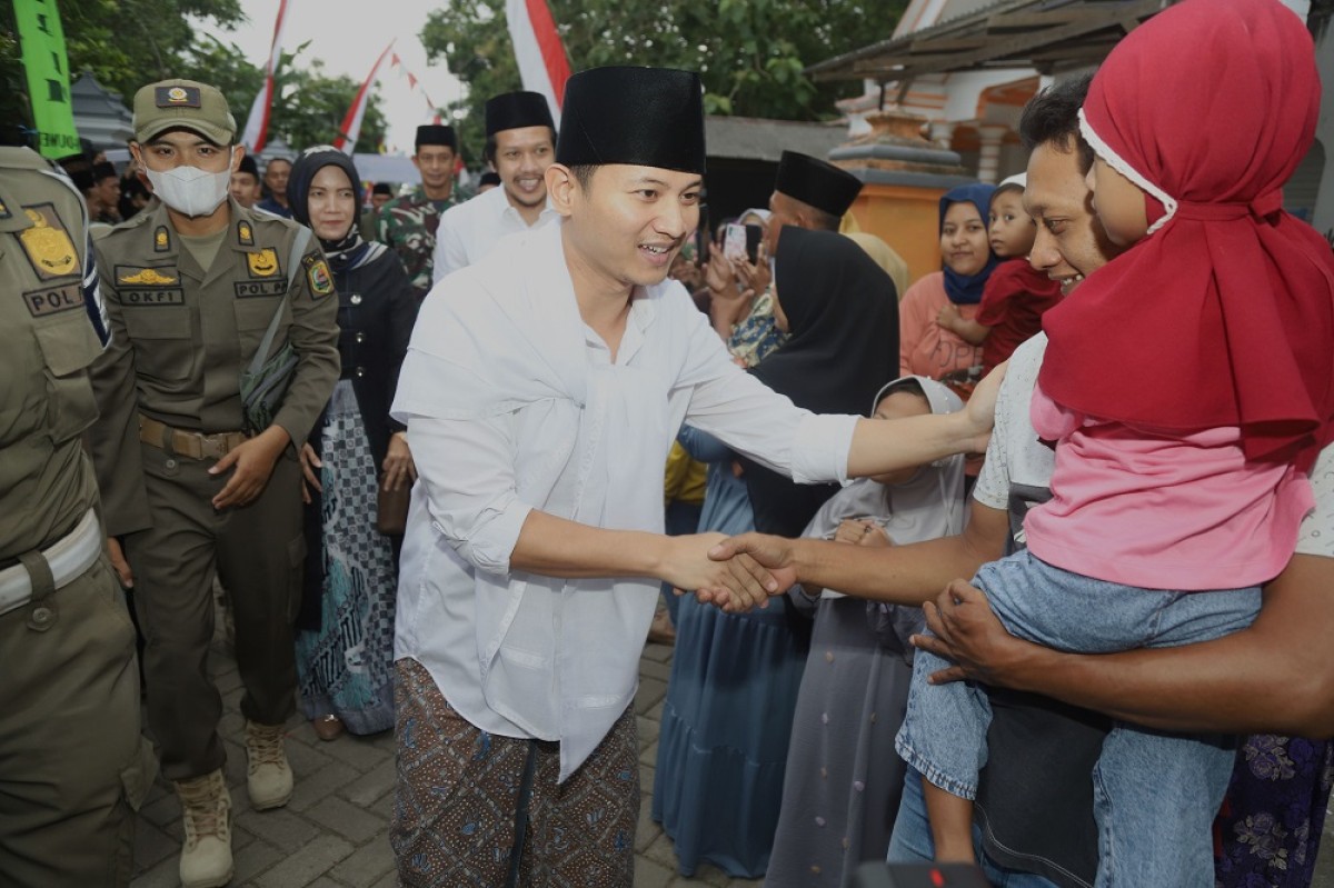 Bupati Trenggalek, Mochamad Nur Arifin saat hadir dalam Safari Ramadan di Desa Ngetal, Kecamatan Pogalan. (Foto: Dok Kominfo Trenggalek)