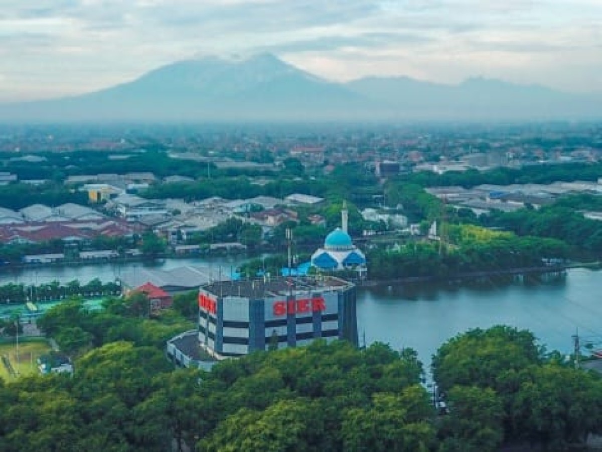 Gedung SIER di Jalan Rungkut Industri. (foto: Humas SIER for jatimnow.com)