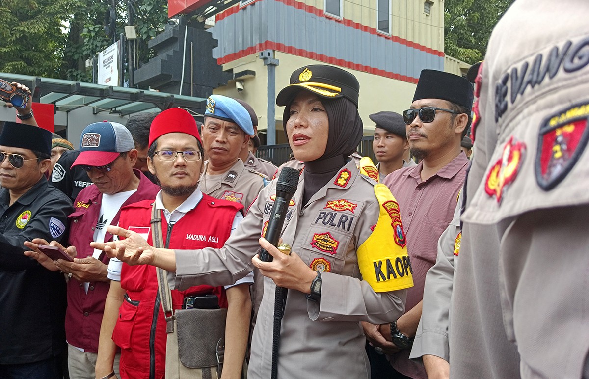 Kapolres Pelabuhan Tanjung Perak, AKBP Herlina. (foto: Anton Hutabarat for jatimnow.com)