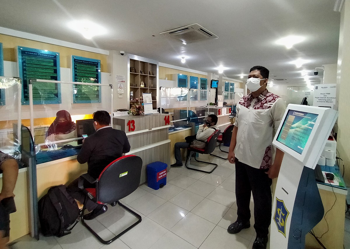 Layanan pajak di Bapenda Surabaya. (foto: Humas Pemkot Surabaya for jatimnow.com)