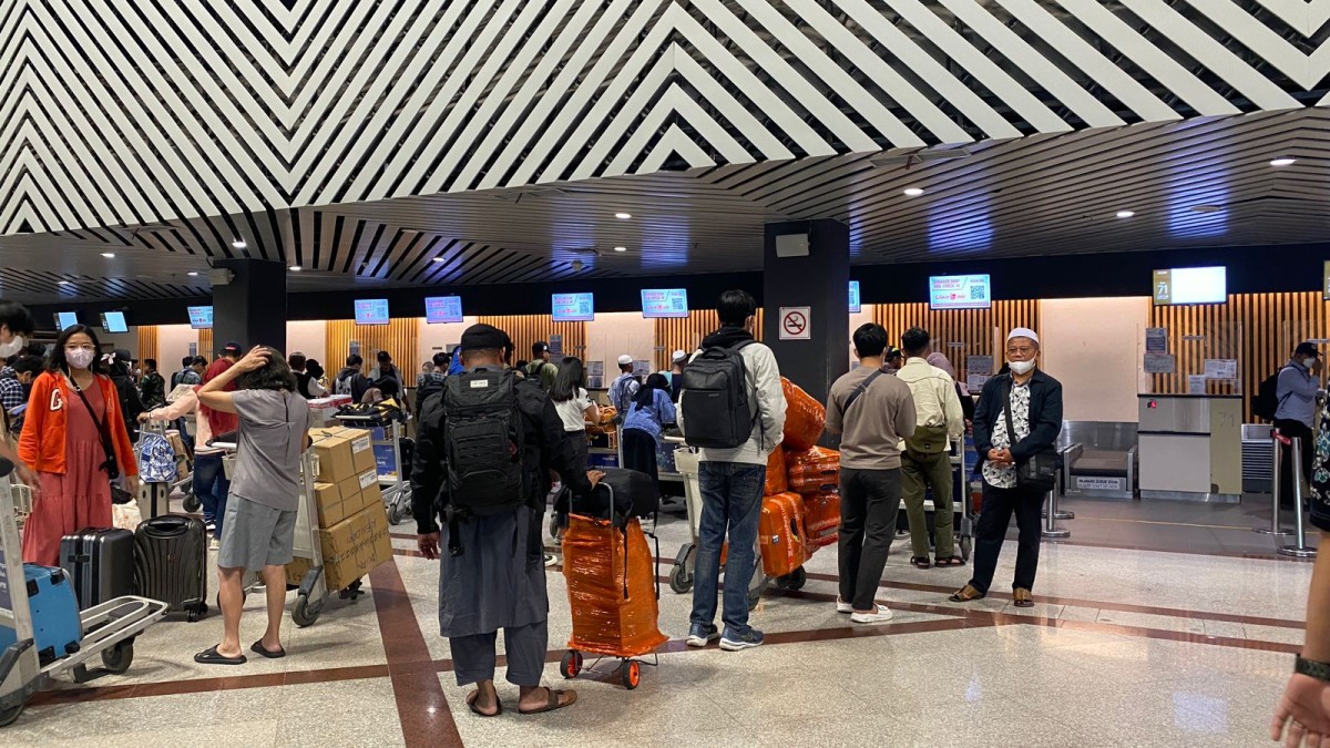 Volume penumpang di Bandara Internasional Juanda menunjukkan tren naik H-7 Lebaran. (foto: AP Juanda for jatimnow.com)