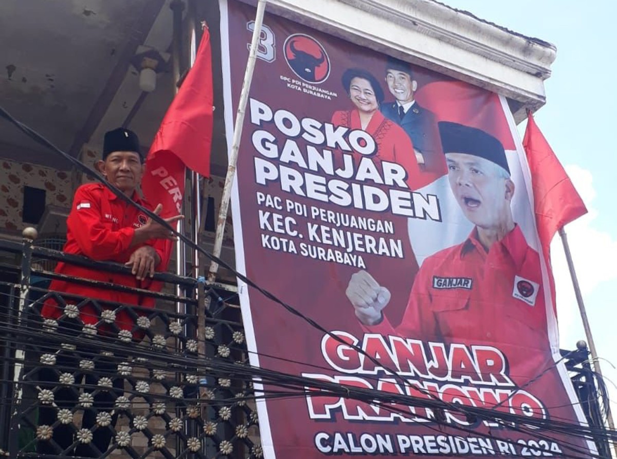 Salah satu Posko Gotong Royong Ganjar Presiden yang didirikan kader PDIP Surabaya di Kenjeran (Foto-foto: Adi for jatimnow.com)