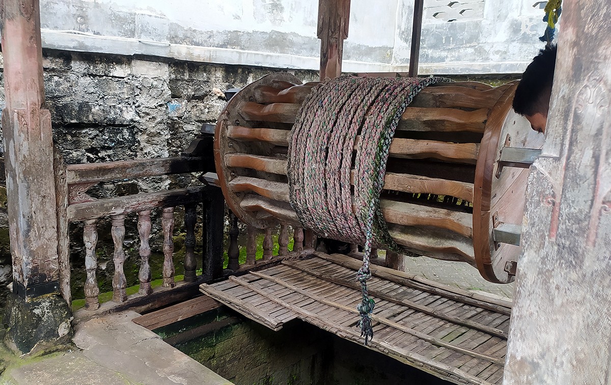 Kondisi Sumur Giling Sendang Duwur di Lamongan. Foto : Adyad Ammy Iffansah/jatimnow.com)