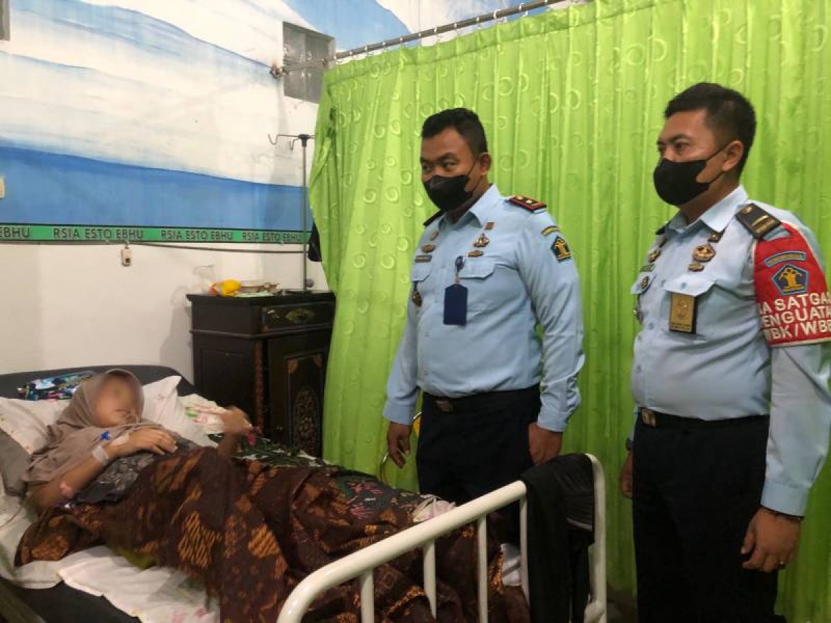 WBP di RS Esto Ebhu, Sumenep (Foto: Humas Rutan for Jatimnow.com)