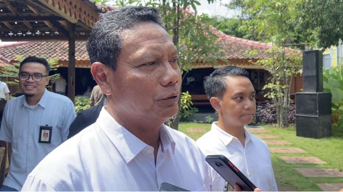 Kepala OJK Kediri, Bambang Supriyanto (Foto: Yanuar Dedy/jatimnow.com)