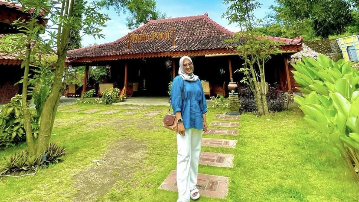 Potret pengunjung Bumi Panji Kediri. (Foto : Instagram @eneshaensha)