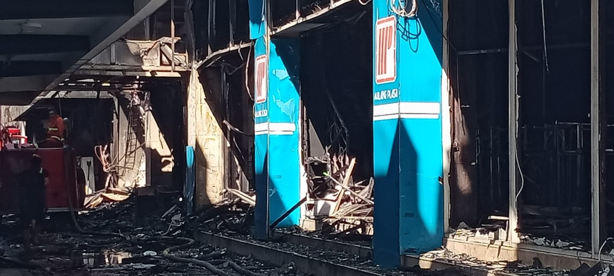 Deretan kios di Malang Plaza yang terdampak kebakaran (Foto: Galih Rakasiwi/jatimnow.com)