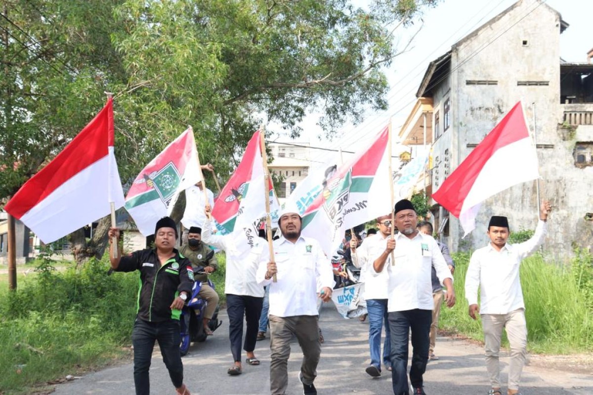Jalan Kaki ke KPU, PKB Bangkalan Targetkan Kursi Ketua Dewan