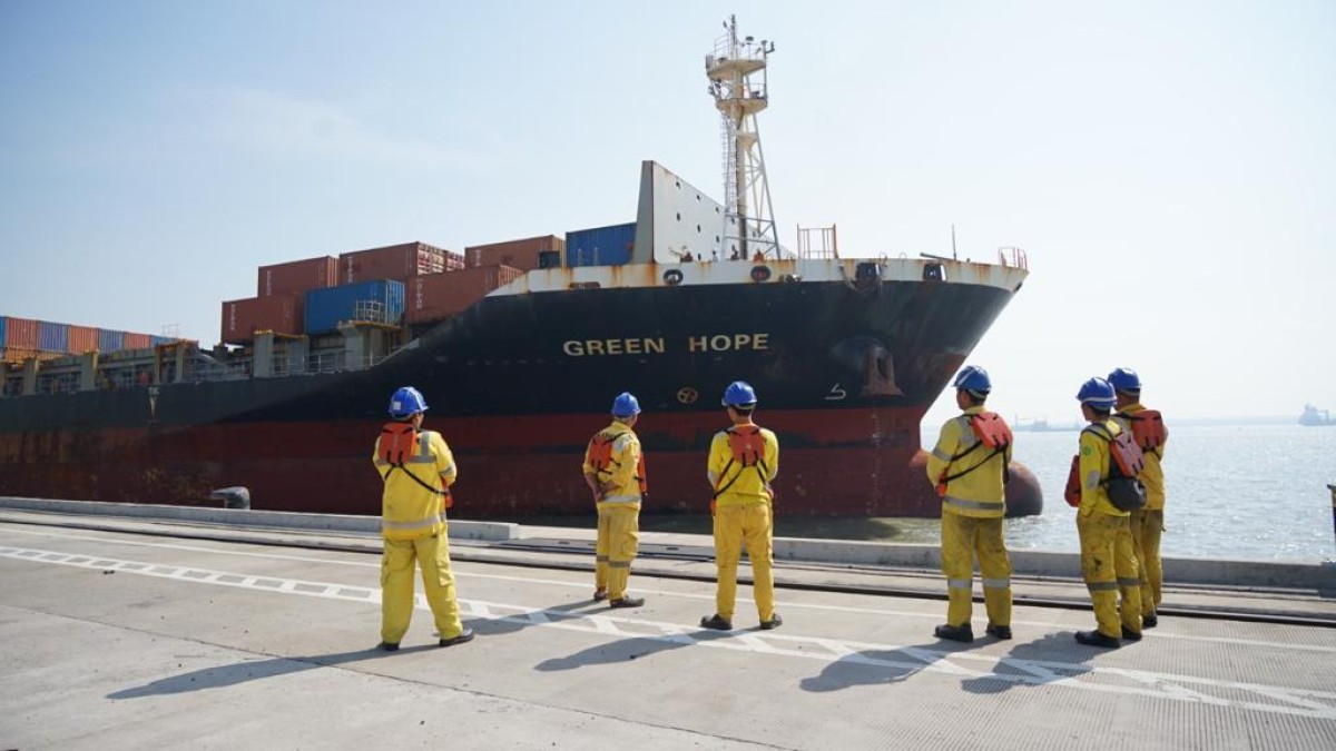 Aktivitas di Terminal Teluk Lamong (Foto: TTL for jatimnow.com)