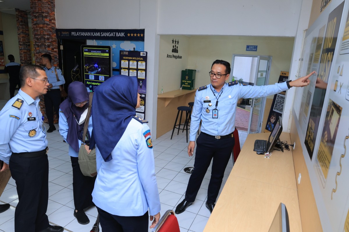Jajaran Divisi Pemasyarakatan Kanwil Kemenkumham Sumsel melakukan Studi Tiru di Kanwil Kemenkumham Jatim (Foto: Humas Kemenkumham Jatim)