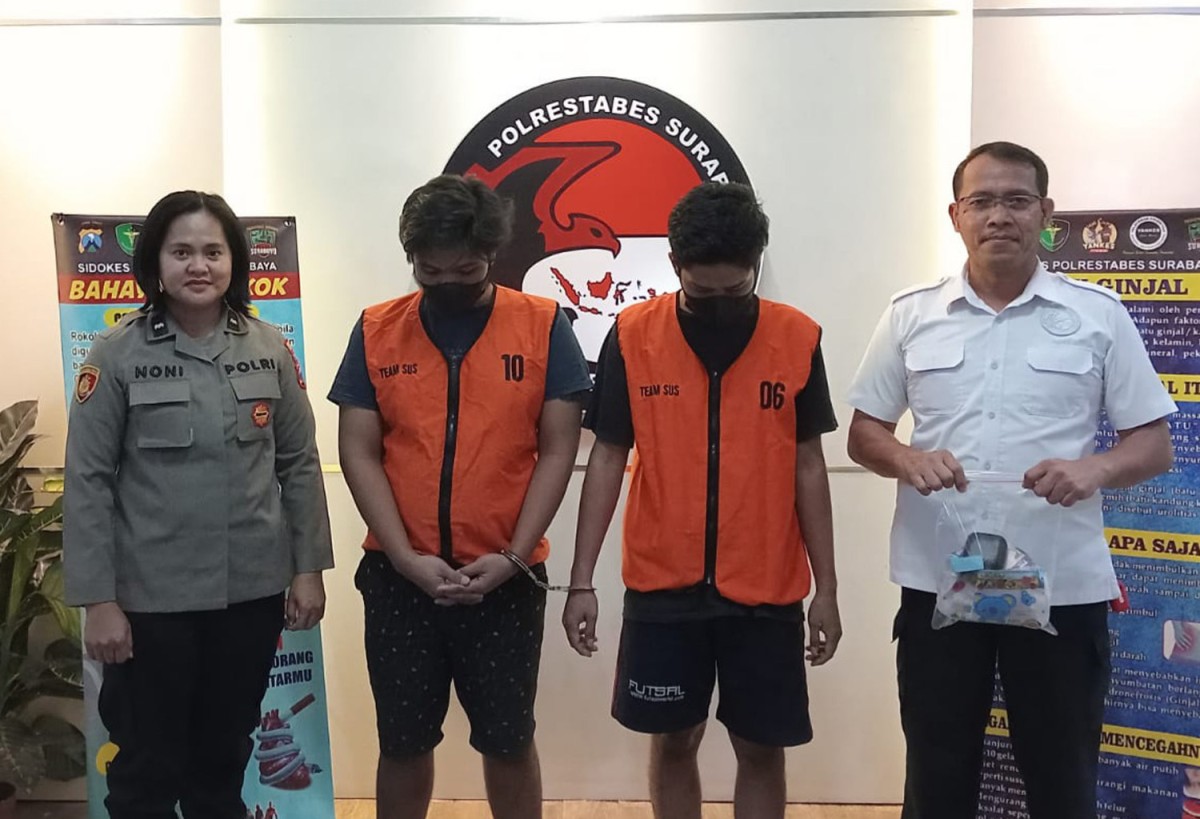 Sindikat pengedar narkoba Gresik-Surabaya diamankan (Foto: Satresnarkoba Polrestabes Surabaya)