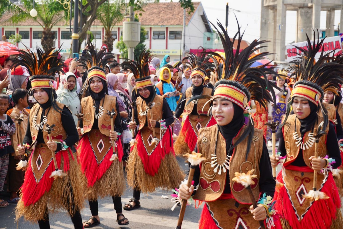 Karnaval Budaya Meriahkan Perayaan Hardiknas di Kota Pasuruan (Foto-foto: Pemkot Pasuruan)