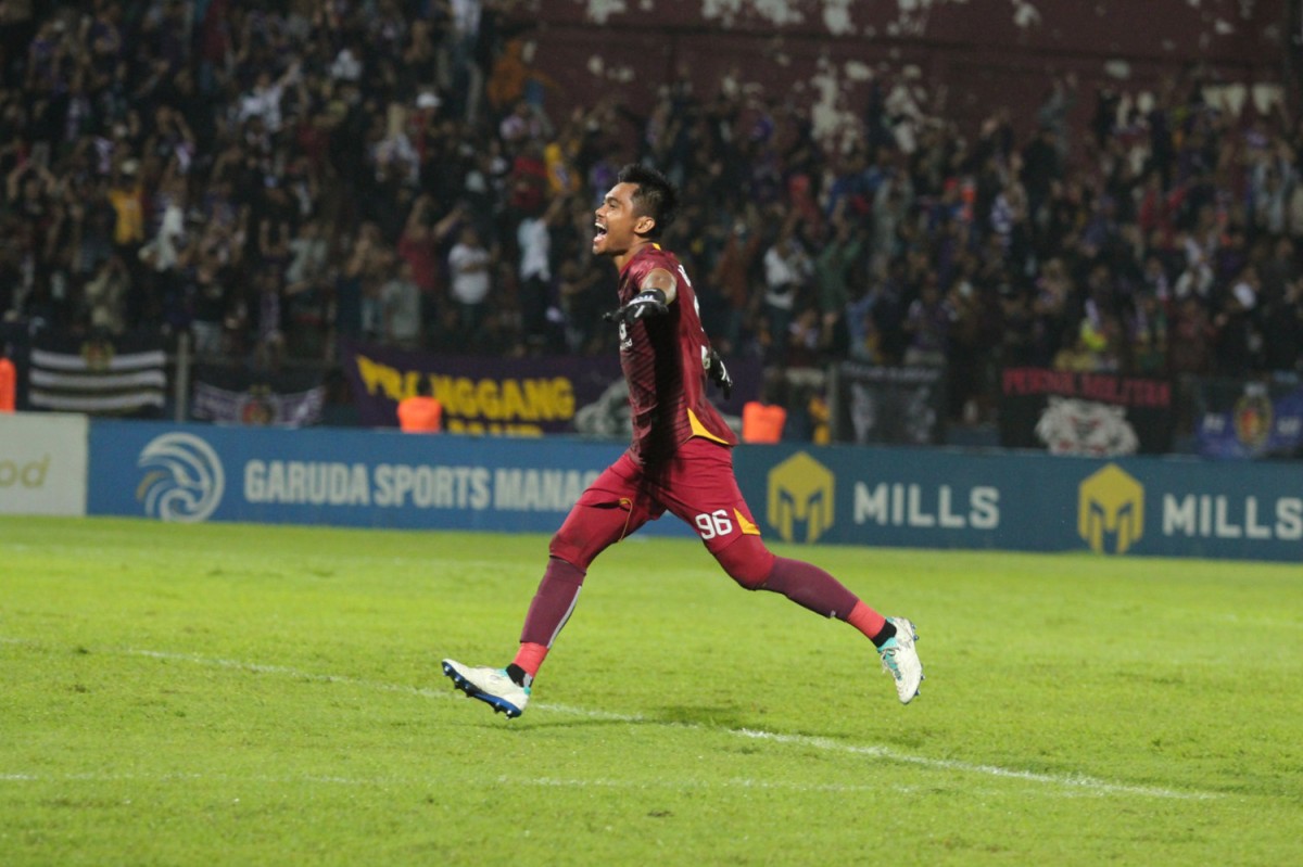 Kiper Persik Kediri, Kartika Ajie (Foto: Persik Kediri for jatimnow.com)